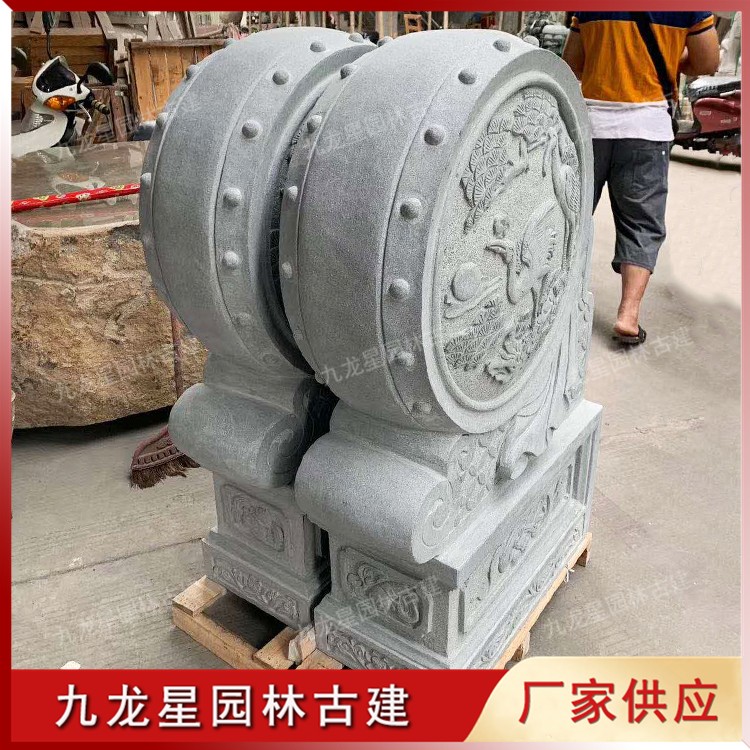 青石雕刻門當抱鼓石圖片